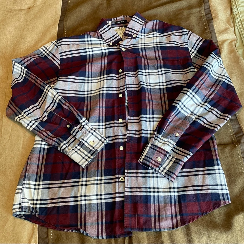 St johns bay, plaid flannel size L